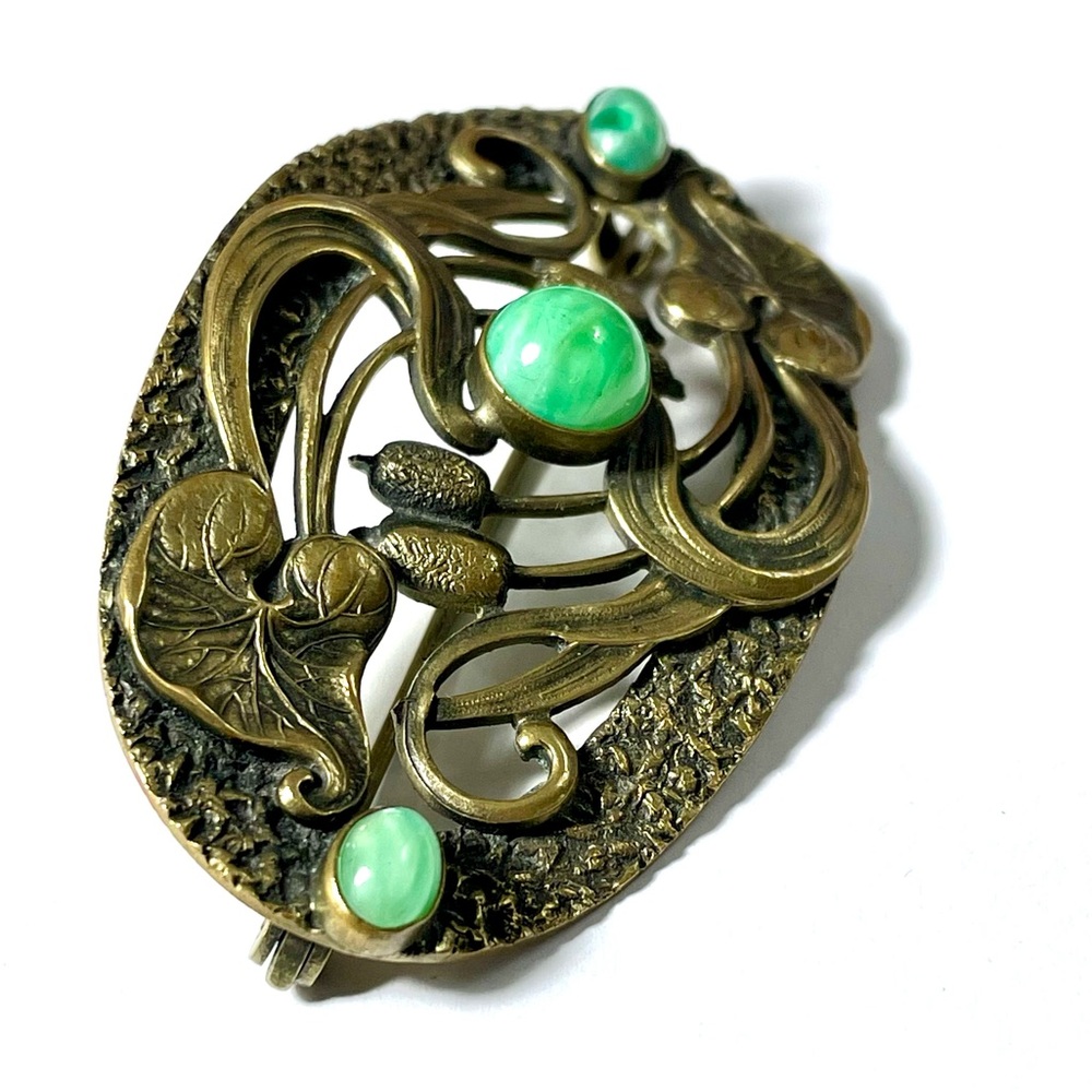 Fantastic Art Nouveau Brooch Brass Green Peking Glass Cabochons Nature Theme Pin - Picture 3 of 7